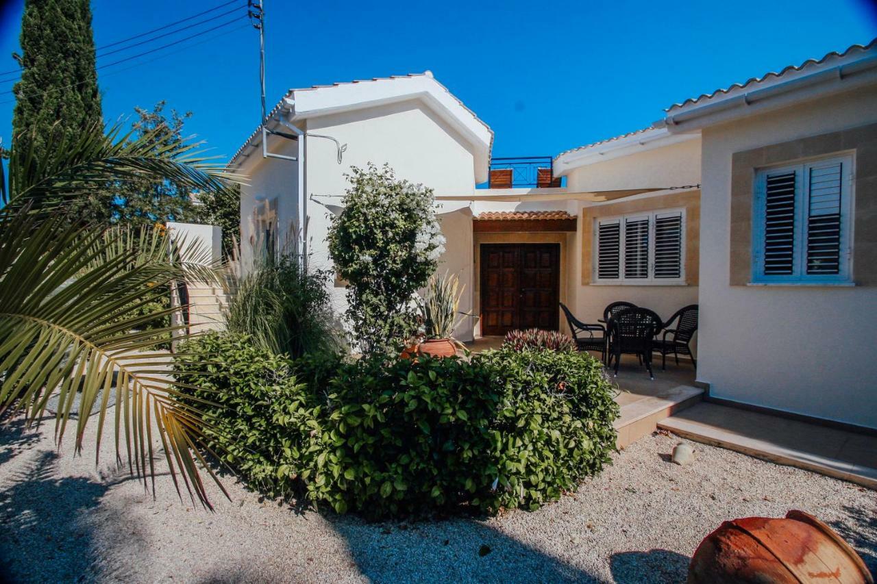 Beach Villa Sofia Neo Chorio Exterior foto